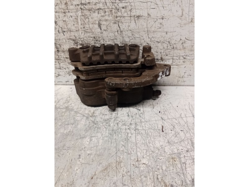 Recambio de pinza freno delantera izquierda para honda fes fes 250 foresight 2t (mf04) referencia OEM IAM   