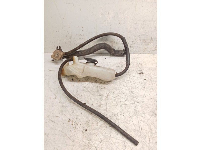 Recambio de deposito expansion para honda fes fes 250 foresight 2t (mf04) referencia OEM IAM DEPOSITO DE AGUA  