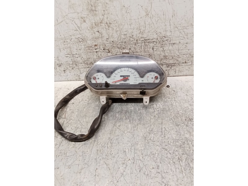 Recambio de cuadro cuentakm para honda fes fes 250 foresight 2t (mf04) referencia OEM IAM   
