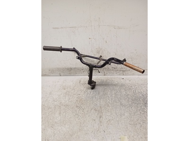 Recambio de manillar para honda fes fes 250 foresight 2t (mf04) referencia OEM IAM   