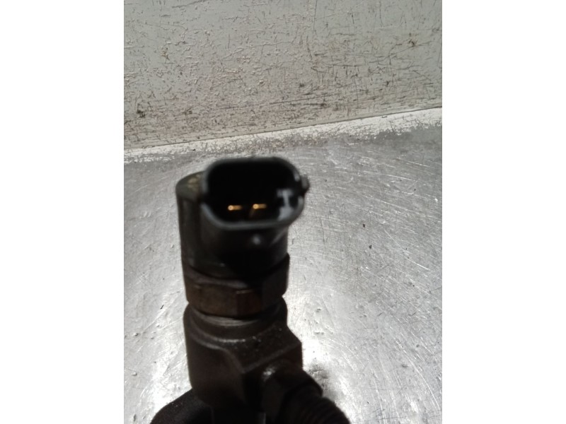 Recambio de inyector para fiat bravo (198) 1.9 active multijet referencia OEM IAM 04451130276  BOSCH