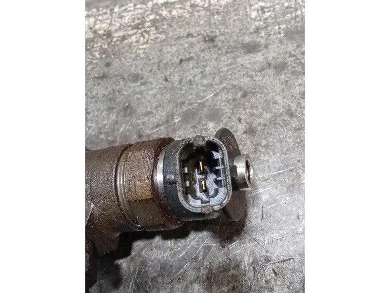 Recambio de inyector para citroën c3 picasso (sh_) 1.6 hdi 90 referencia OEM IAM 0445110340 870692 Bosch
