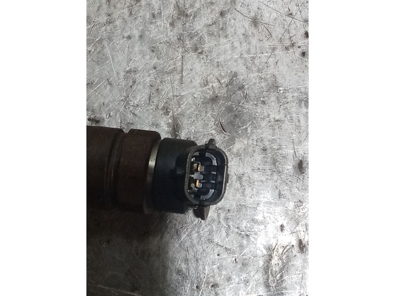 Recambio de inyector para citroën c3 picasso (sh_) 1.6 hdi 90 referencia OEM IAM 0445110340 870692 Bosch