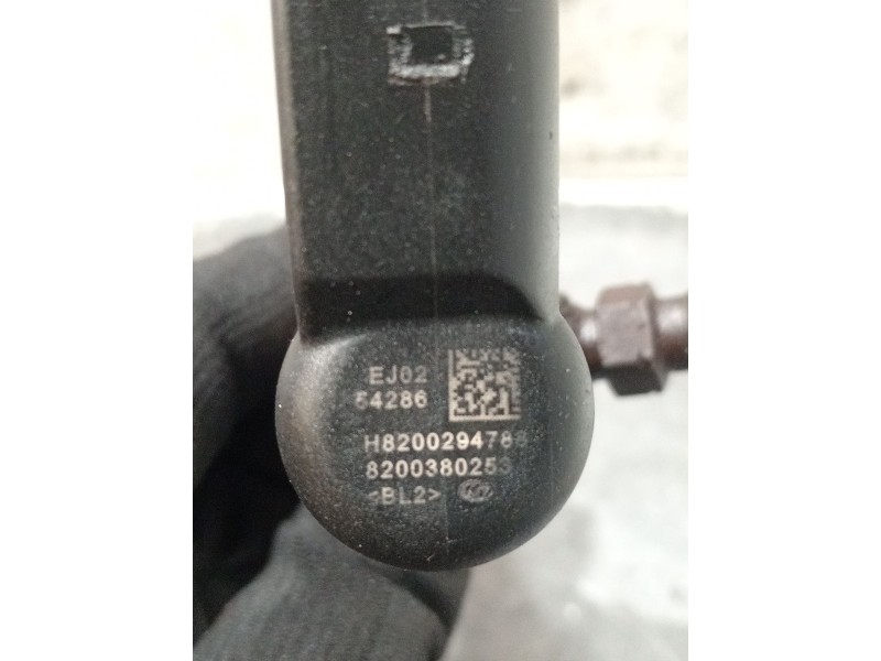 Recambio de inyector para nissan qashqai (j10) acenta referencia OEM IAM H8200294788 8200380253 Siemens