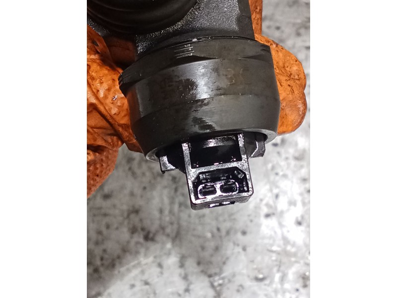 Recambio de inyector para volkswagen passat b5.5 (3b3) 1.9 tdi referencia OEM IAM 038130073AJ 0414720037 Bosch