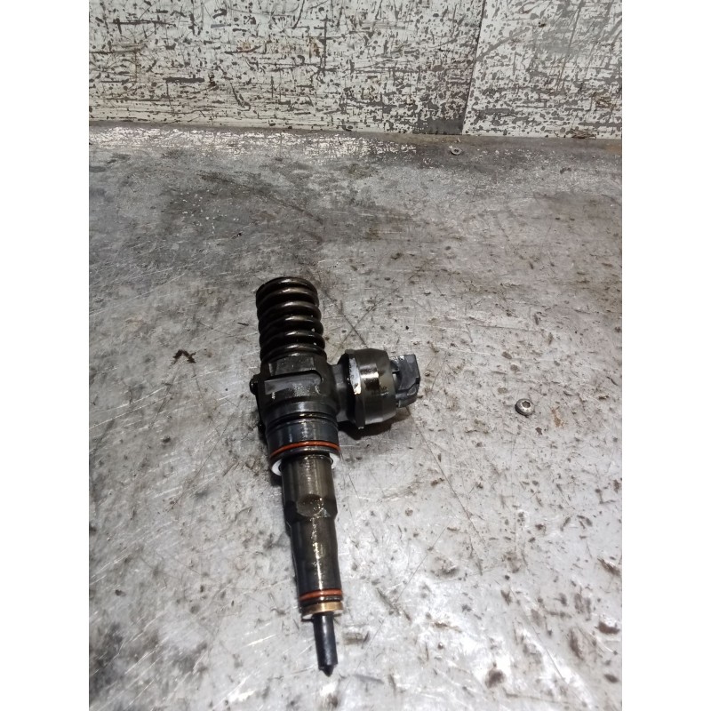 Recambio de inyector para volkswagen passat b5.5 (3b3) 1.9 tdi referencia OEM IAM 038130073AJ 0414720037 Bosch