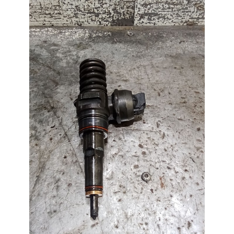 Recambio de inyector para volkswagen passat b5.5 (3b3) 1.9 tdi referencia OEM IAM 03A33037AJ 0414720037 Bosch