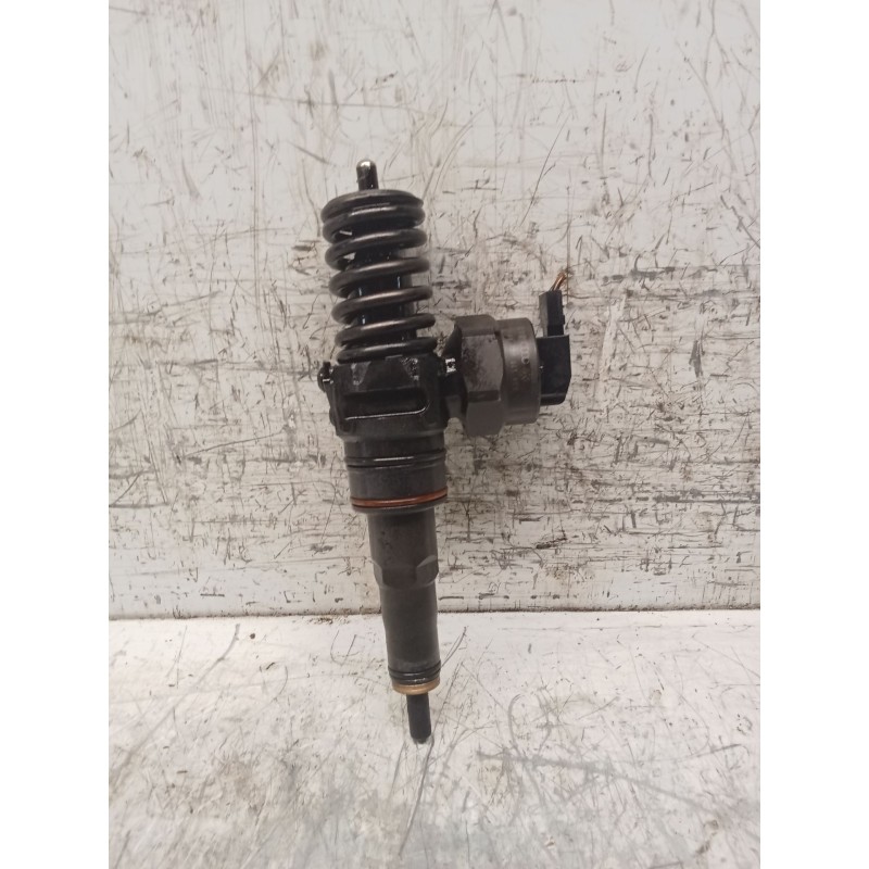 Recambio de inyector para volkswagen passat b5.5 (3b3) 1.9 tdi referencia OEM IAM 038130073AA 36436 0414720028 BOSCH