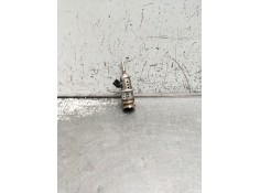 Recambio de inyector para volvo v60 ii (225) d3 referencia OEM IAM 8888784986 32203677 