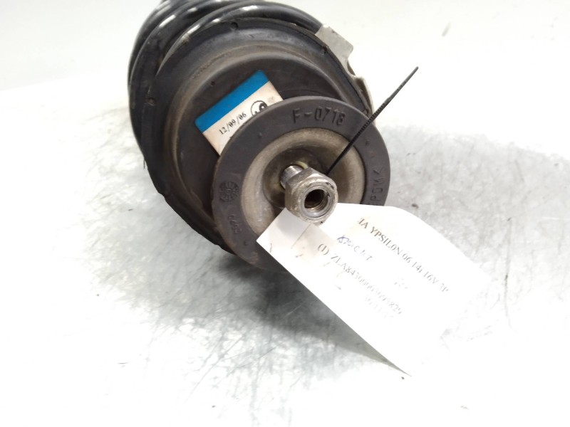 Recambio de amortiguador delantero izquierdo para lancia ypsilon (101) 1.4 cat referencia OEM IAM   