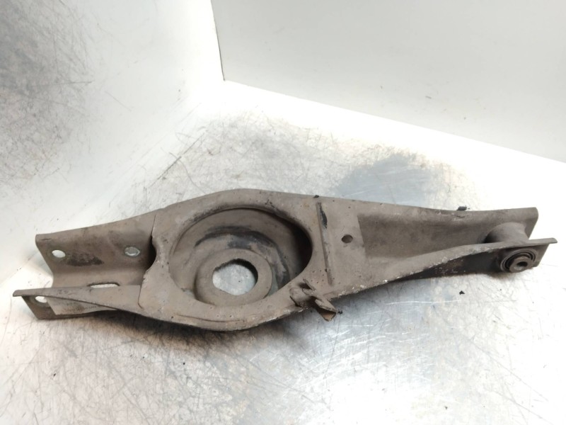Recambio de brazo suspension inferior trasero izquierdo para peugeot 406 berlina (s1/s2) 1.9 turbodiesel referencia OEM IAM   