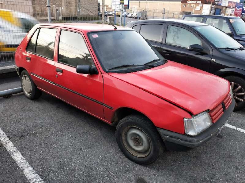peugeot 205 berlina del año 1991
