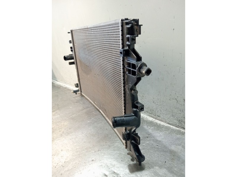 Recambio de radiador agua para hyundai ioniq (ae) 1.6 gdi hybrid referencia OEM IAM 25310G2000  