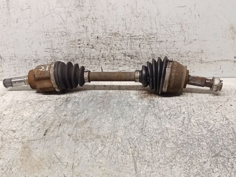 Recambio de transmision delantera izquierda para fiat linea (323_, 110_) 1.3 d multijet (323axb11, 323axb1a) referencia OEM IAM 