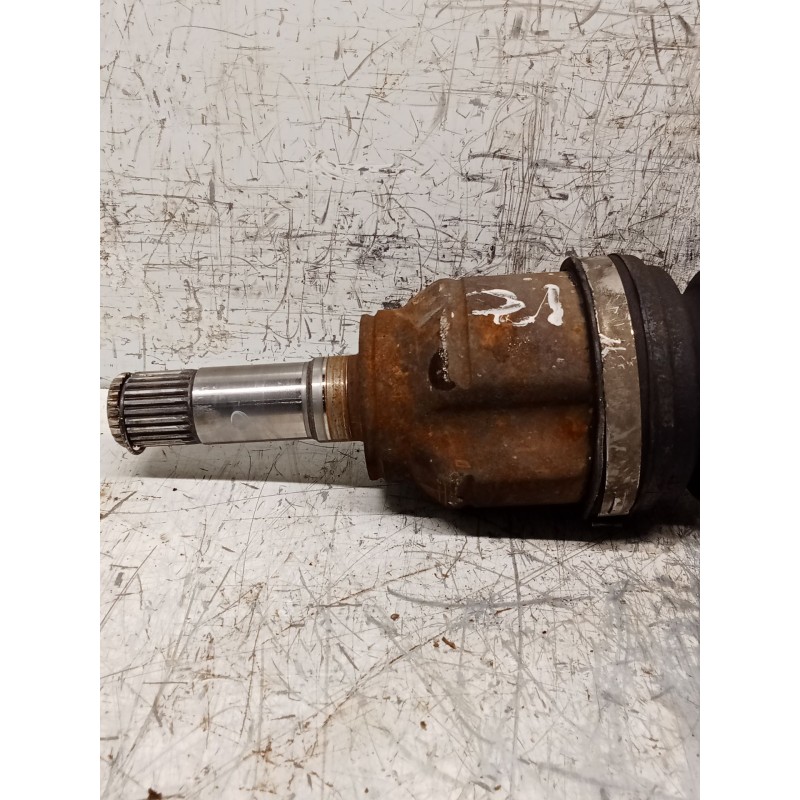 Recambio de transmision delantera izquierda para fiat linea (323_, 110_) 1.3 d multijet (323axb11, 323axb1a) referencia OEM IAM 