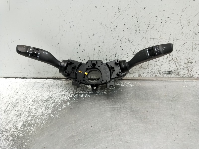 Recambio de mando luces para hyundai ioniq (ae) 1.6 gdi hybrid referencia OEM IAM 93403F2810  