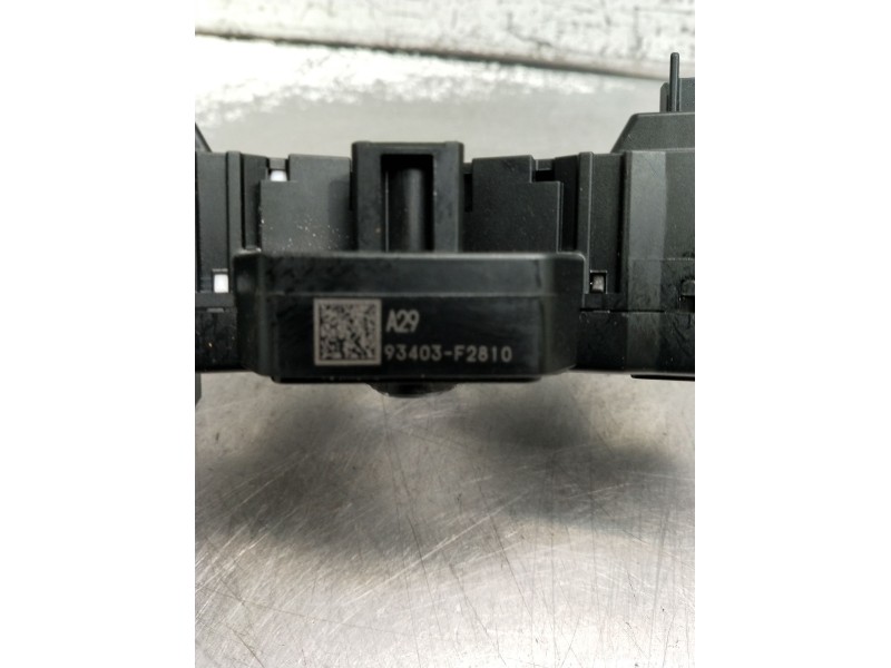 Recambio de mando luces para hyundai ioniq (ae) 1.6 gdi hybrid referencia OEM IAM 93403F2810  