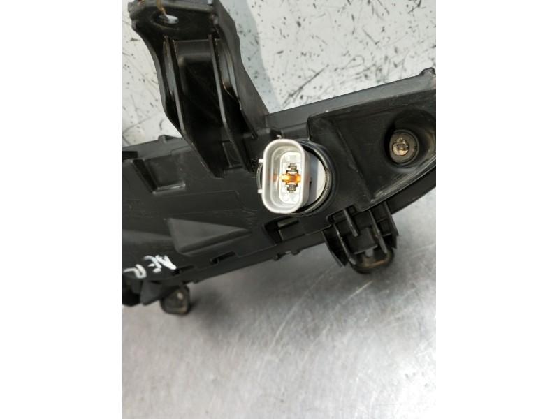 Recambio de faro antiniebla derecho para hyundai ioniq (ae) 1.6 gdi hybrid referencia OEM IAM 92208G2  