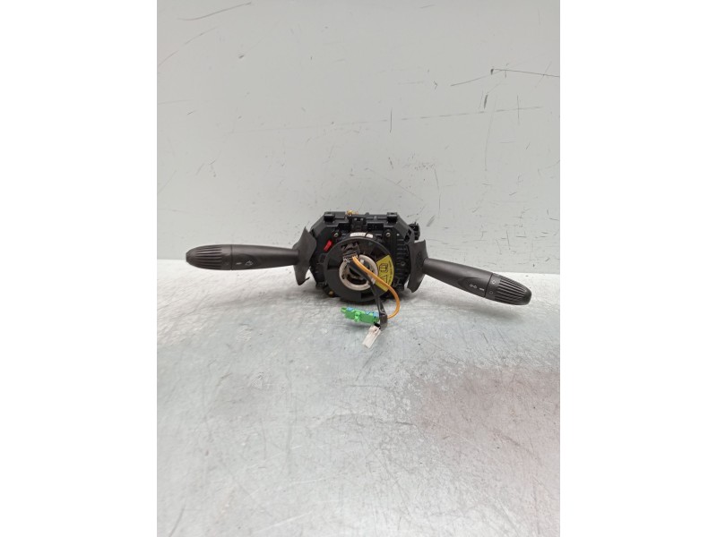 Recambio de mando luces para fiat punto (188_) 1.3 jtd 16v referencia OEM IAM 735337940 7353379402003220951 