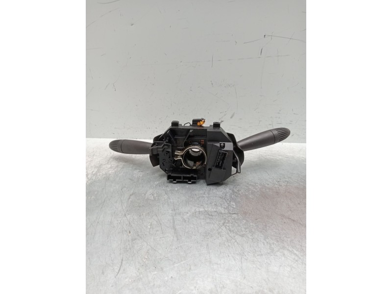 Recambio de mando luces para fiat punto (188_) 1.3 jtd 16v referencia OEM IAM 735337940 7353379402003220951 