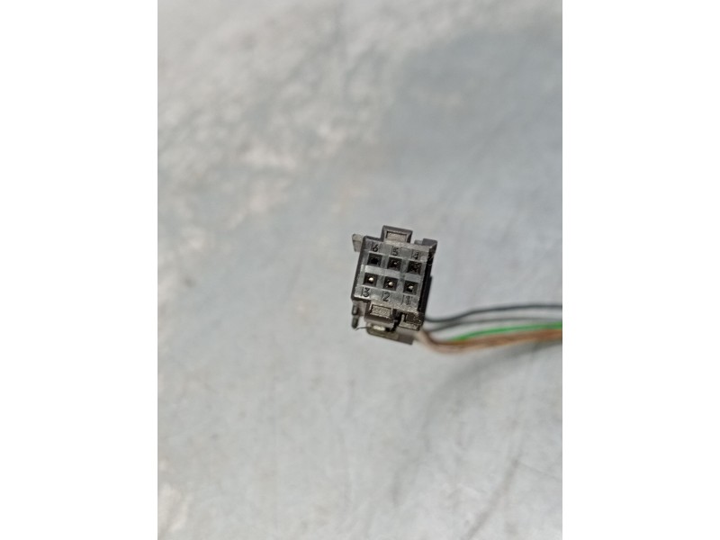 Recambio de retrovisor izquierdo para peugeot 307 (3a/c) 1.6 16v referencia OEM IAM electrico 1 enchufe 5 cables 