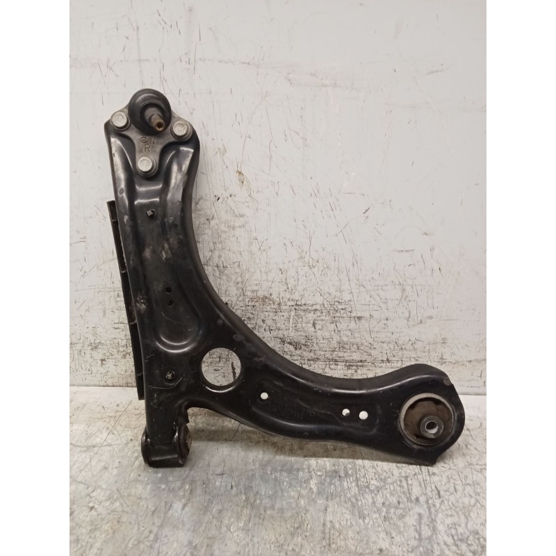 Recambio de brazo suspension inferior delantero derecho para audi a1 sportback (gba) referencia OEM IAM 13230894  
