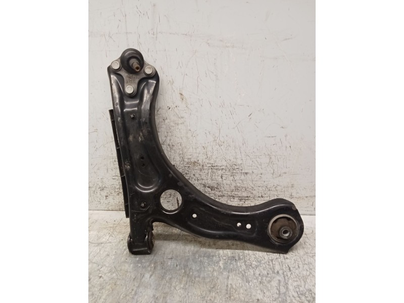 Recambio de brazo suspension inferior delantero derecho para audi a1 sportback (gba) referencia OEM IAM 13230894  