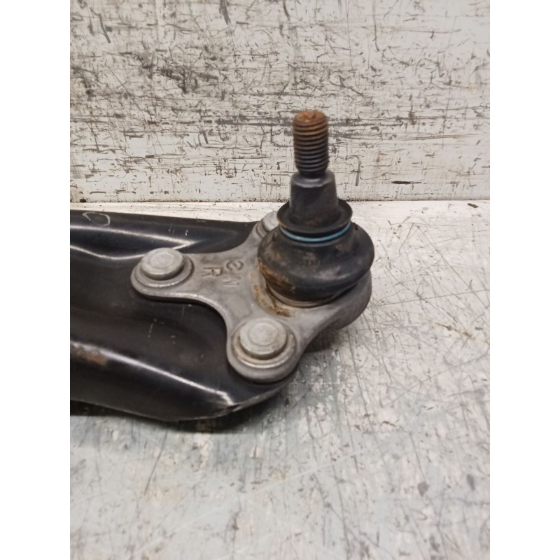 Recambio de brazo suspension inferior delantero derecho para audi a1 sportback (gba) referencia OEM IAM 13230894  