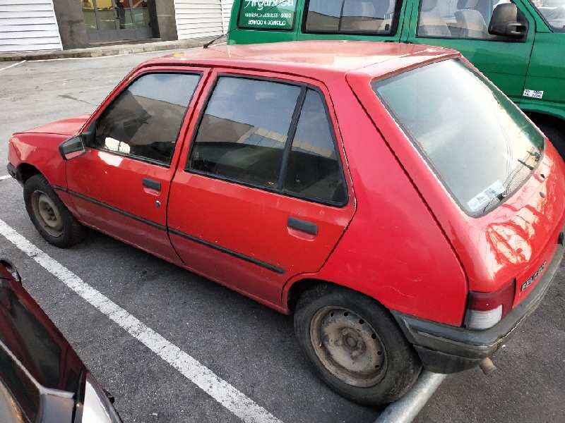 peugeot 205 berlina del año 1991