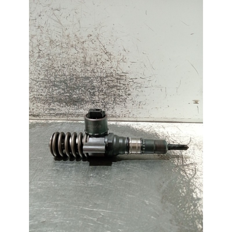 Recambio de inyector para audi a4 b7 avant (8ed) 2.0 tdi 16v referencia OEM IAM 03G130073G 0414720404 BOSCH