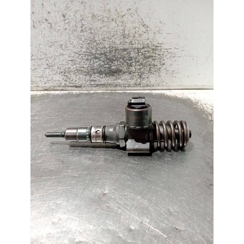 Recambio de inyector para audi a4 b7 avant (8ed) 2.0 tdi 16v referencia OEM IAM 03G130073G 0414720404 BOSCH