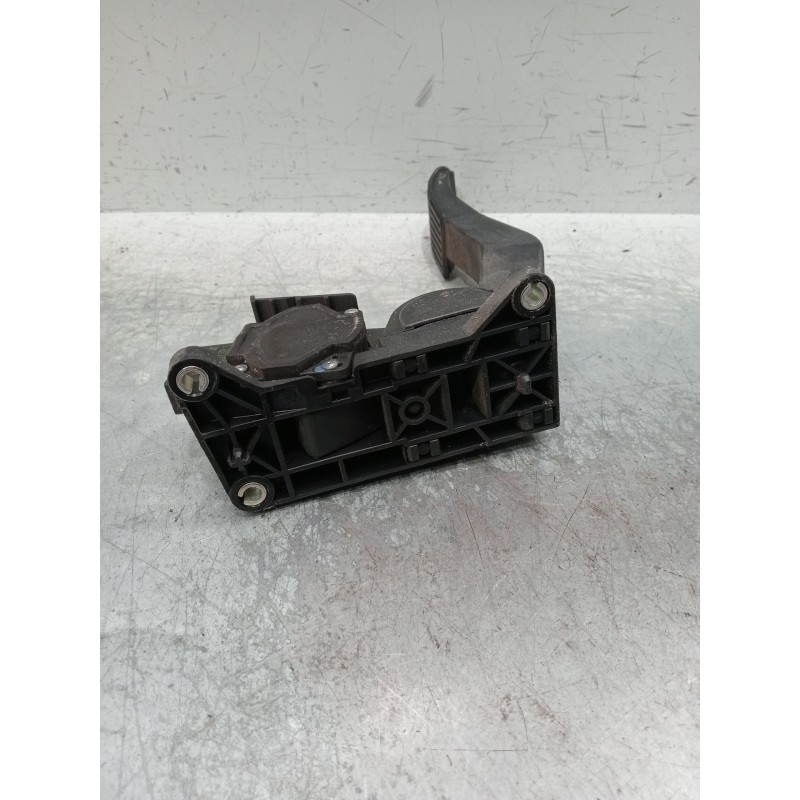 Recambio de potenciometro pedal para mercedes-benz vito furgoneta (w638) 110 cdi 2.2 (638.094) referencia OEM IAM 0281002335 a90