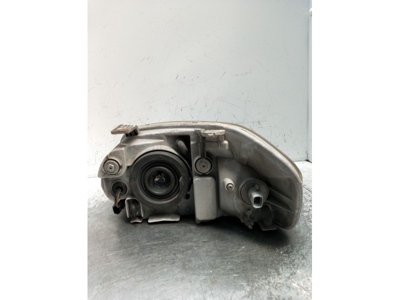 Recambio de faro derecho para chevrolet aveo / kalos sedán (t250, t255) 1.4 referencia OEM IAM   