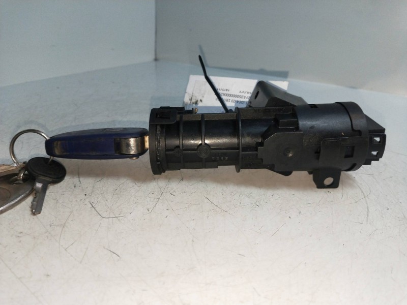 Recambio de conmutador de arranque para fiat idea (135) 1.9 jtd cat referencia OEM IAM 00467601520 61001500 