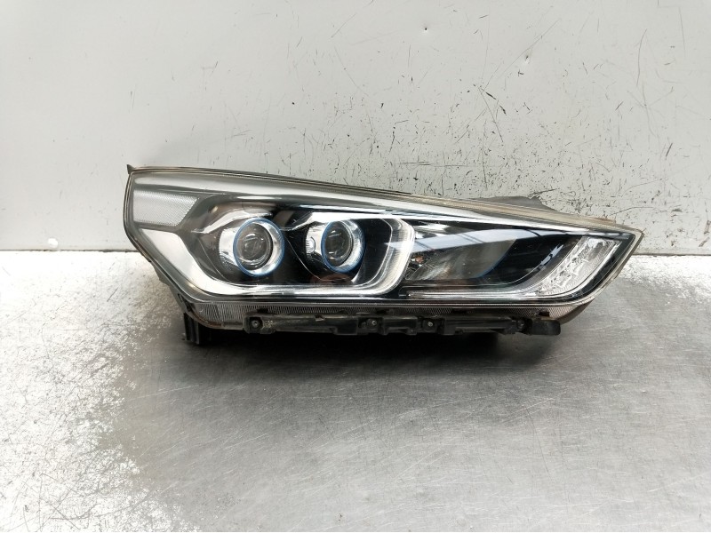 Recambio de faro derecho para hyundai ioniq (ae) 1.6 gdi hybrid referencia OEM IAM 92102G7  