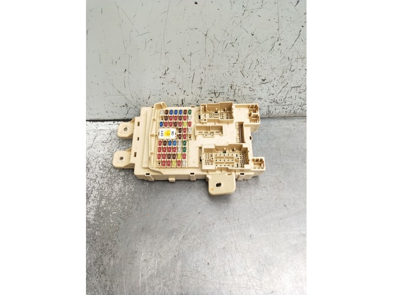 Recambio de caja reles / fusibles para hyundai ioniq (ae) 1.6 gdi hybrid referencia OEM IAM 91950G2560  