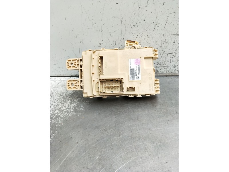 Recambio de caja reles / fusibles para hyundai ioniq (ae) 1.6 gdi hybrid referencia OEM IAM 91950G2560  