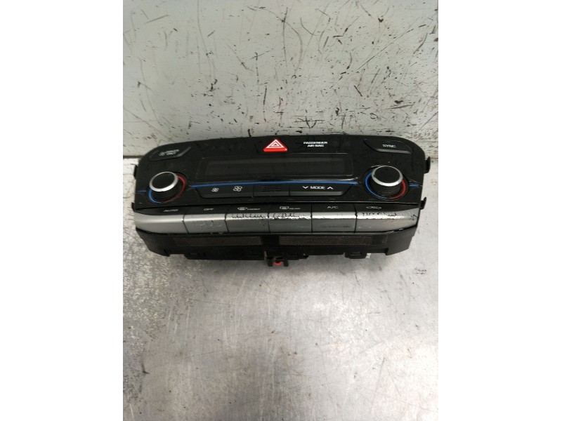 Recambio de mando calefaccion / aire acondicionado para hyundai ioniq (ae) 1.6 gdi hybrid referencia OEM IAM 97250G2050  