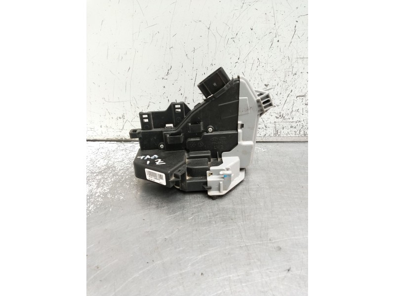 Recambio de motor cierre centralizado trasero izquierdo para hyundai ioniq (ae) 1.6 gdi hybrid referencia OEM IAM 81410G2000 5P 