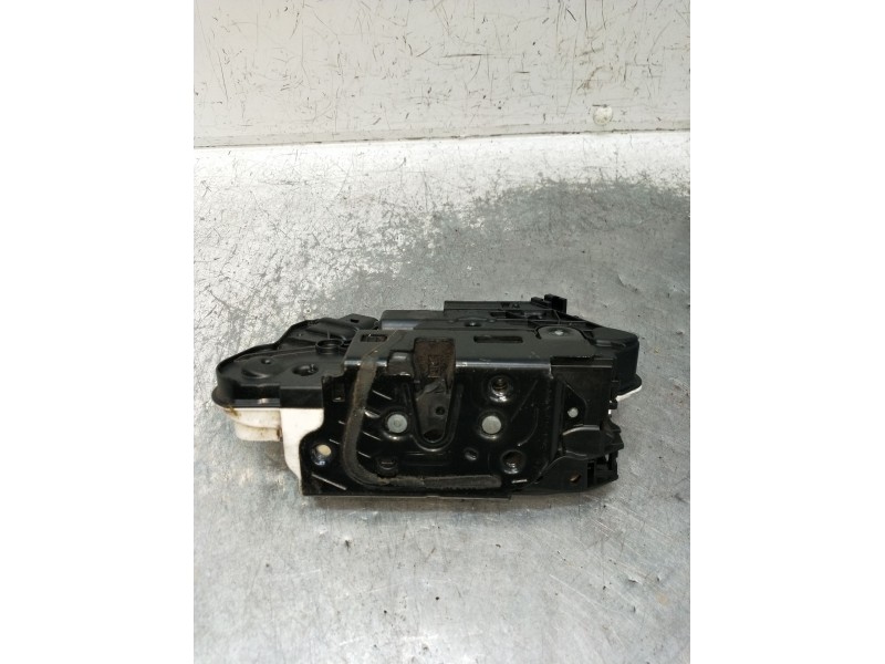 Recambio de motor cierre centralizado delantero izquierdo para seat ibiza iv (6j5, 6p1) 1.6 referencia OEM IAM 5N1837015A  