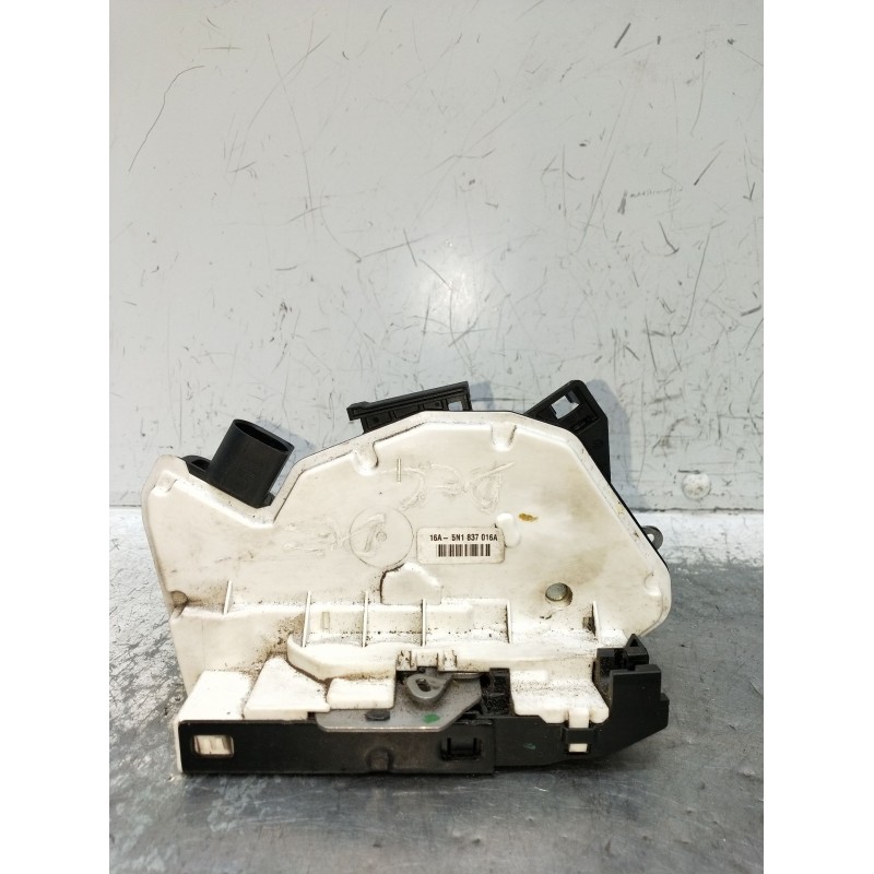 Recambio de motor cierre centralizado delantero derecho para seat ibiza iv (6j5, 6p1) 1.6 referencia OEM IAM 5N1837016A  