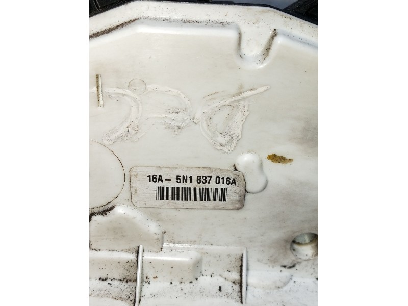 Recambio de motor cierre centralizado delantero derecho para seat ibiza iv (6j5, 6p1) 1.6 referencia OEM IAM 5N1837016A  