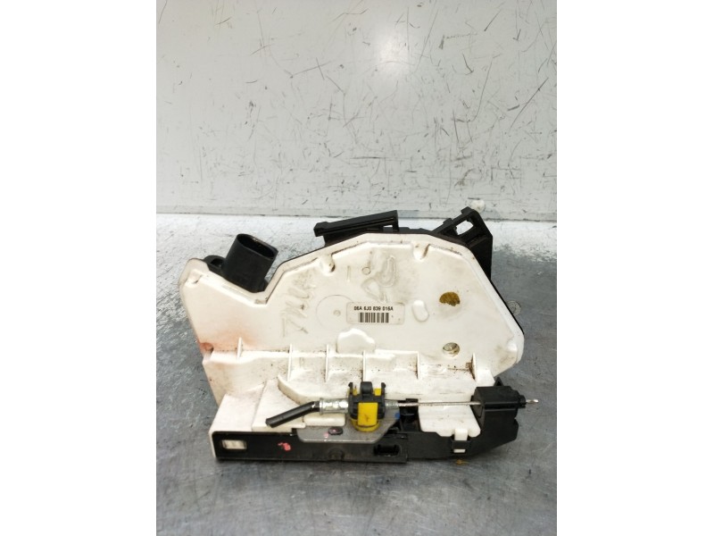 Recambio de motor cierre centralizado trasero derecho para seat ibiza iv (6j5, 6p1) 1.6 referencia OEM IAM 6J0839016A  