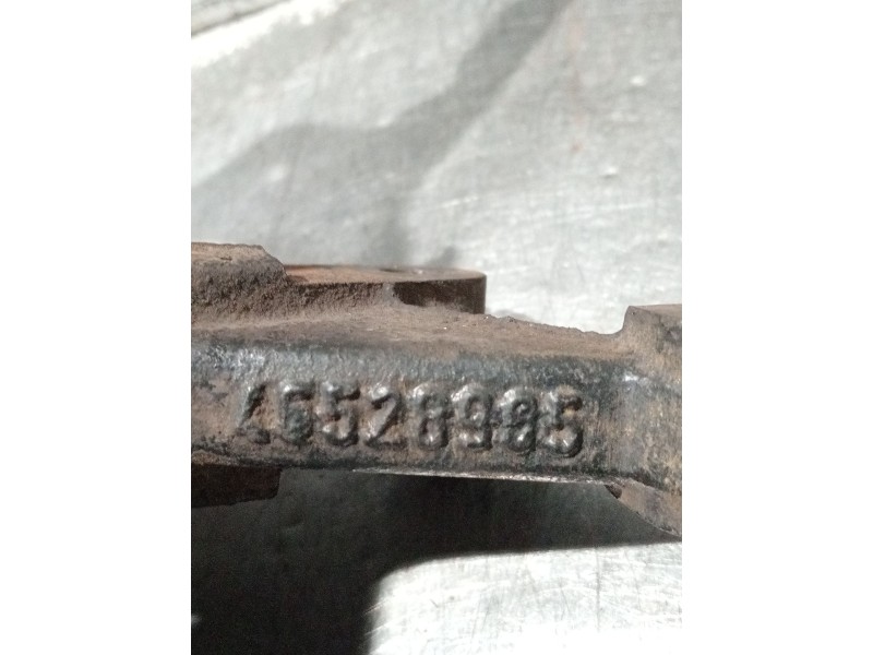 Recambio de mangueta delantera derecha para fiat punto (188_) 1.3 jtd 16v referencia OEM IAM 46528905  