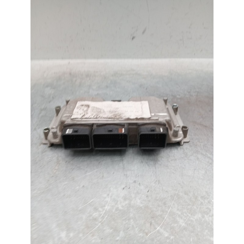 Recambio de centralita motor uce para peugeot 307 (3a/c) 1.6 16v referencia OEM IAM 0261206943 963876580 