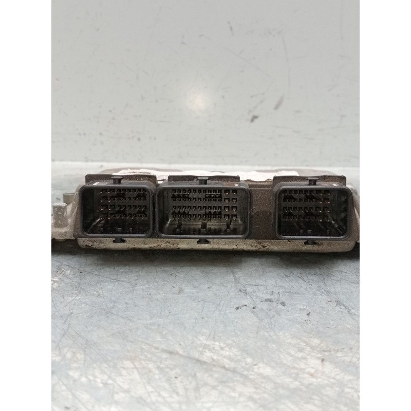 Recambio de centralita motor uce para peugeot 307 (3a/c) 1.6 16v referencia OEM IAM 0261206943 963876580 