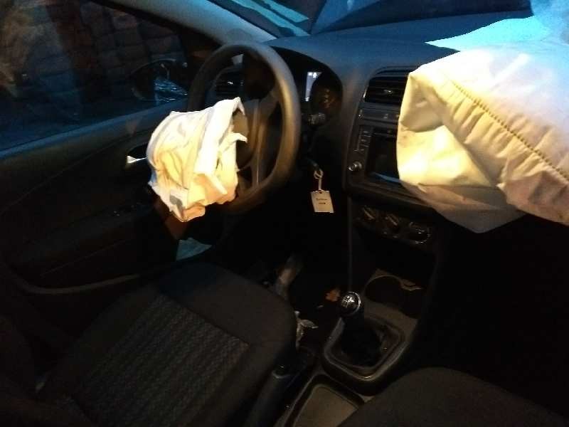 volkswagen polo (6c1) del año 2015