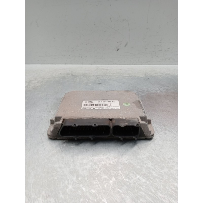 Recambio de centralita motor uce para volkswagen golf iv variant (1j5) 1.6 referencia OEM IAM 06a906019bq 5wp444803 