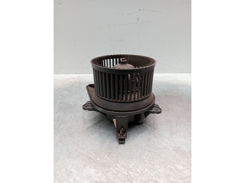 Recambio de motor calefaccion para fiat punto (188_) 1.3 jtd 16v referencia OEM IAM 1881e1aa01t  