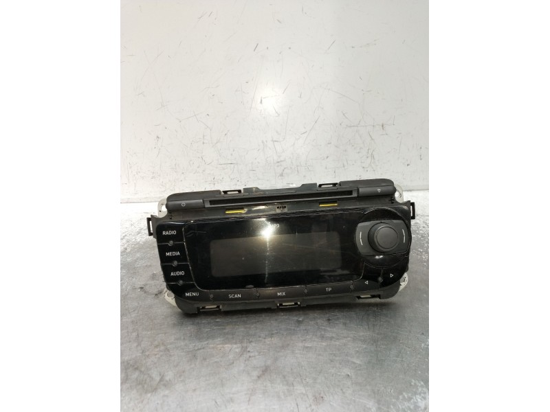 Recambio de sistema audio / radio cd para seat ibiza iv (6j5, 6p1) 1.6 referencia OEM IAM 6J0035153  